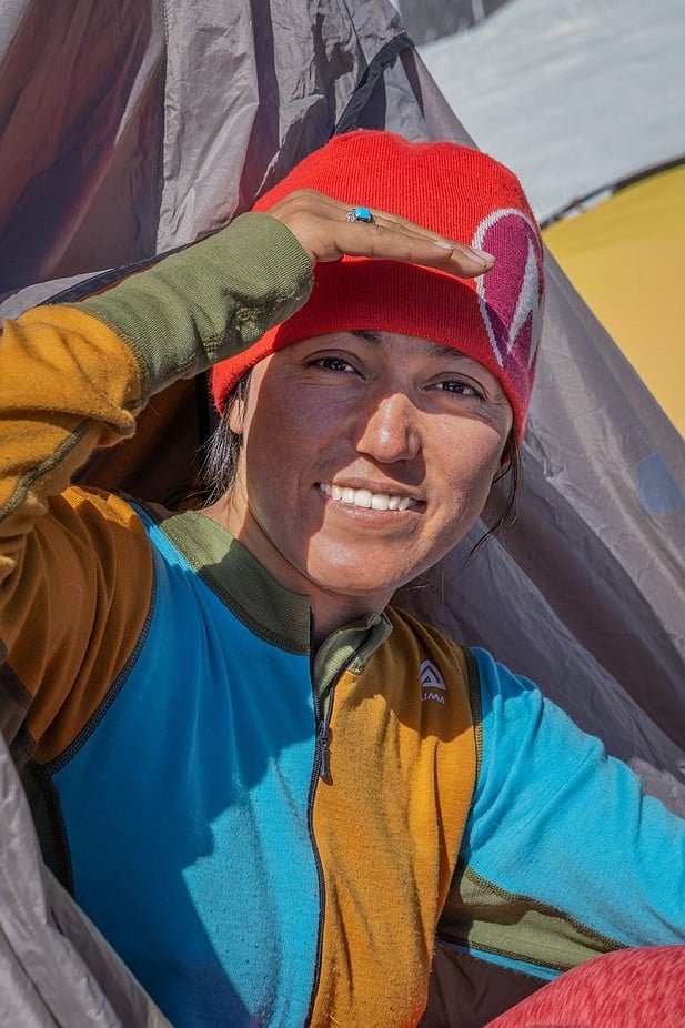 حنیفه یوسفی